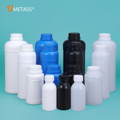 Купить Переработанная матовая HDPE мороженная черная пластиковая бутылка для производителей косметической упаковки Производство в сети
